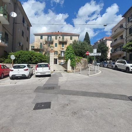 Apartment Pape Сплит Екстериор снимка