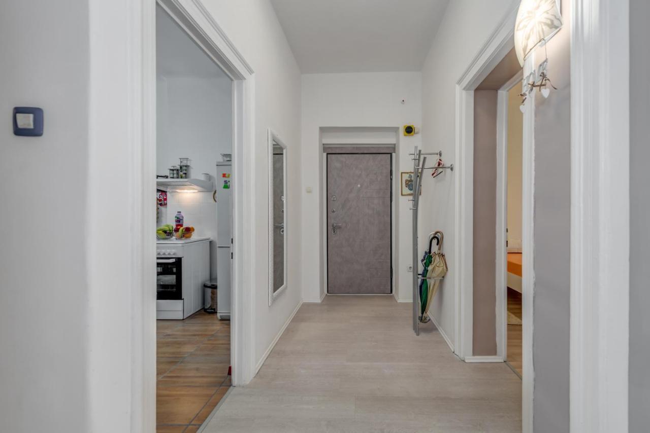 Apartment Pape Сплит Екстериор снимка