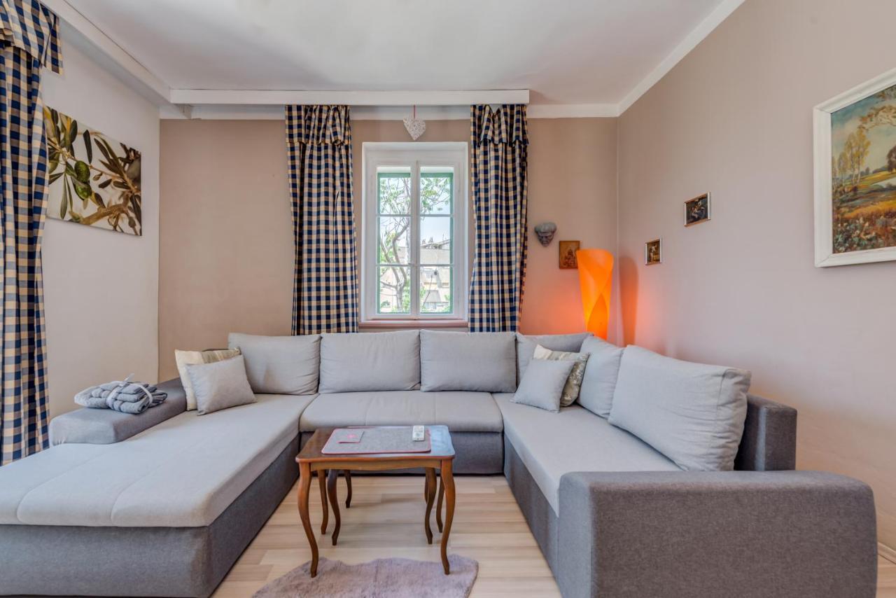 Apartment Pape Сплит Екстериор снимка